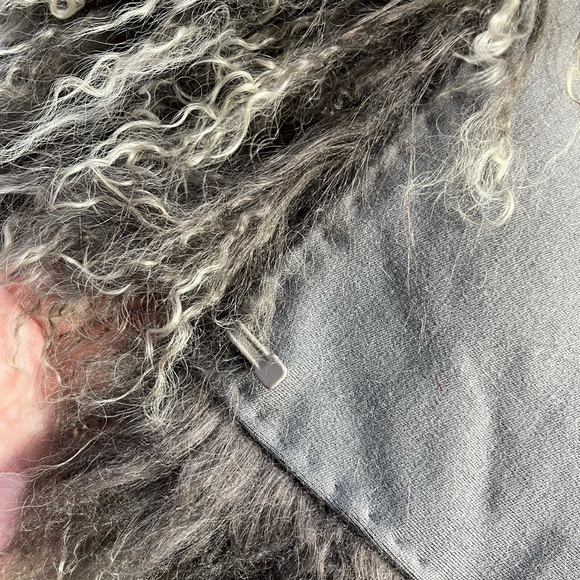 Karl Donoghue shearling scarf - Picture 4 of 7